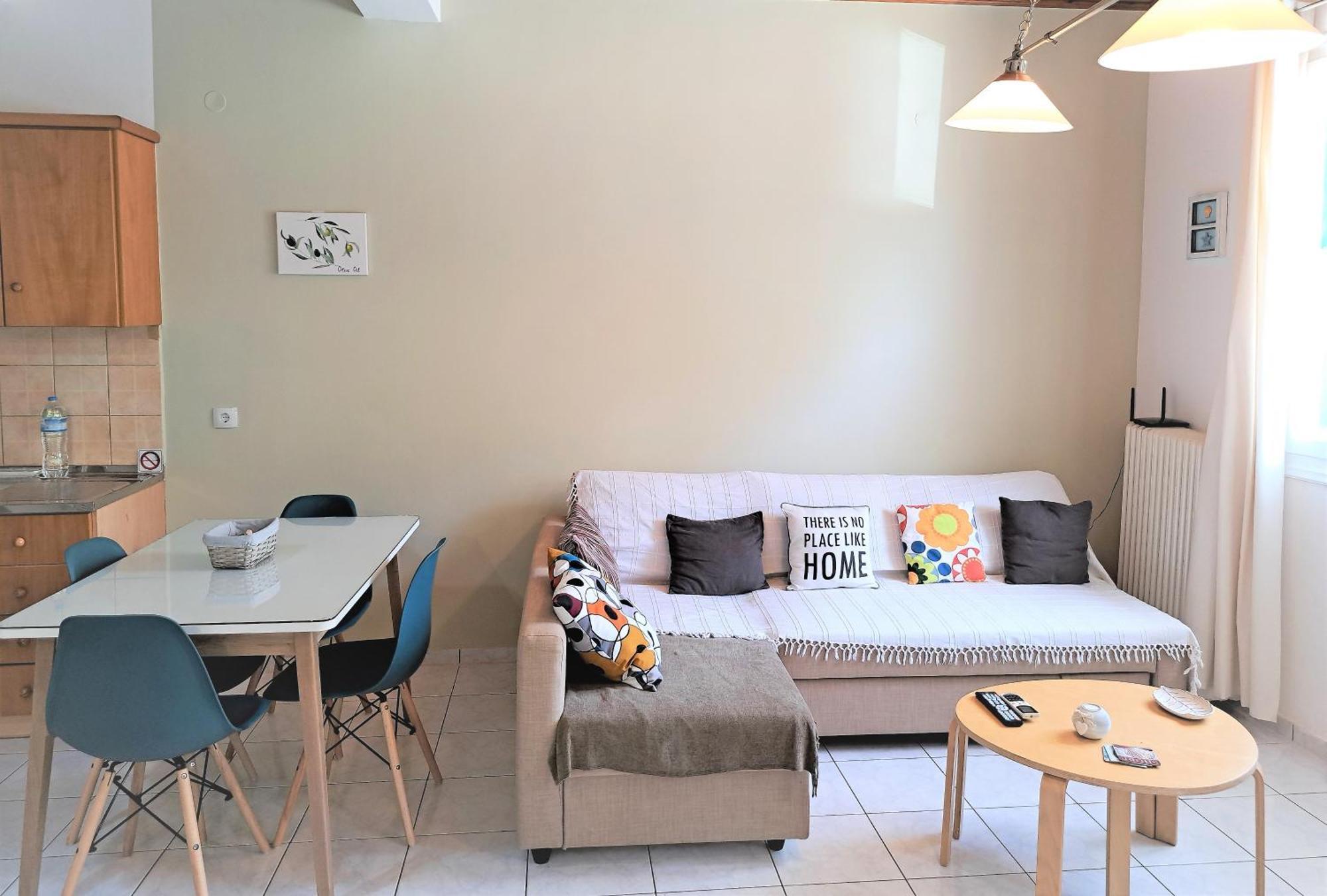 Family Stone Apartment คิปปาริสเซีย ภายนอก รูปภาพ