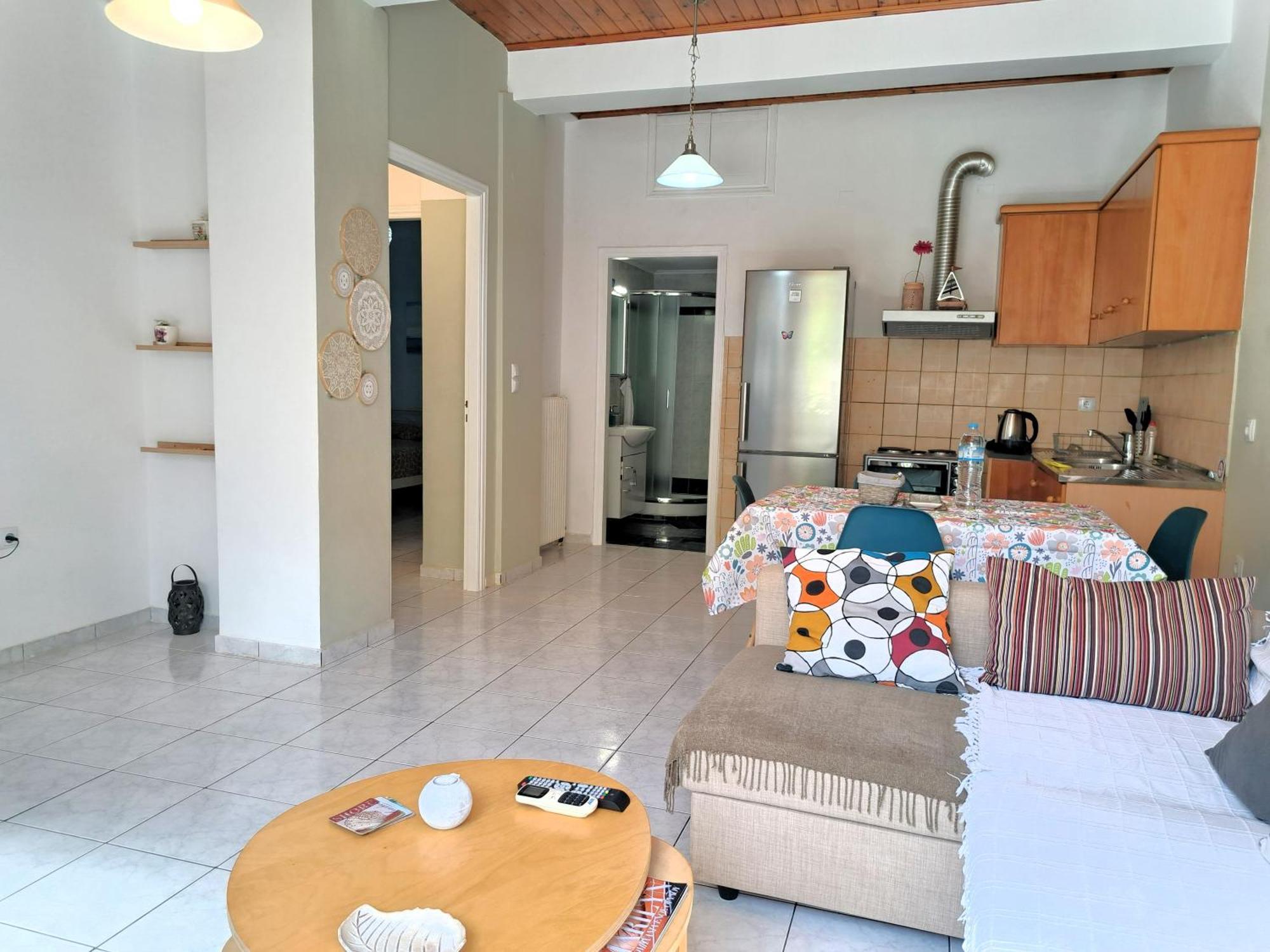 Family Stone Apartment คิปปาริสเซีย ภายนอก รูปภาพ